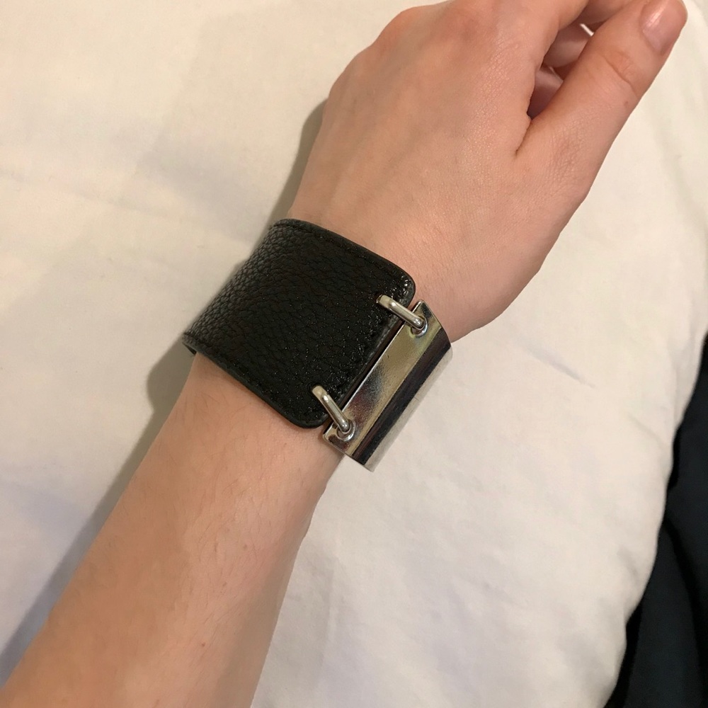 Express bracelet